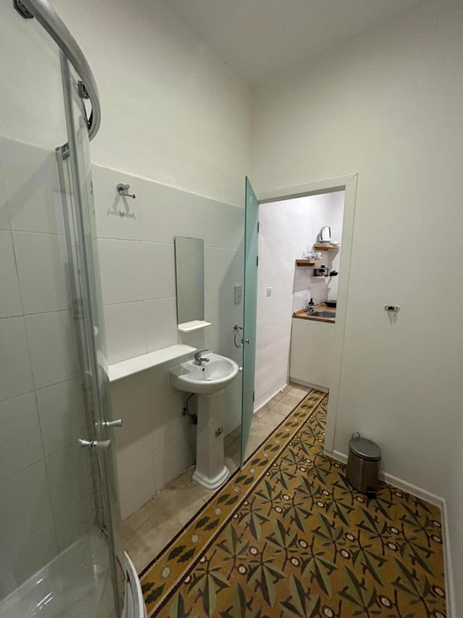 San Francisco Studios Valletta Флориана Экстерьер фото