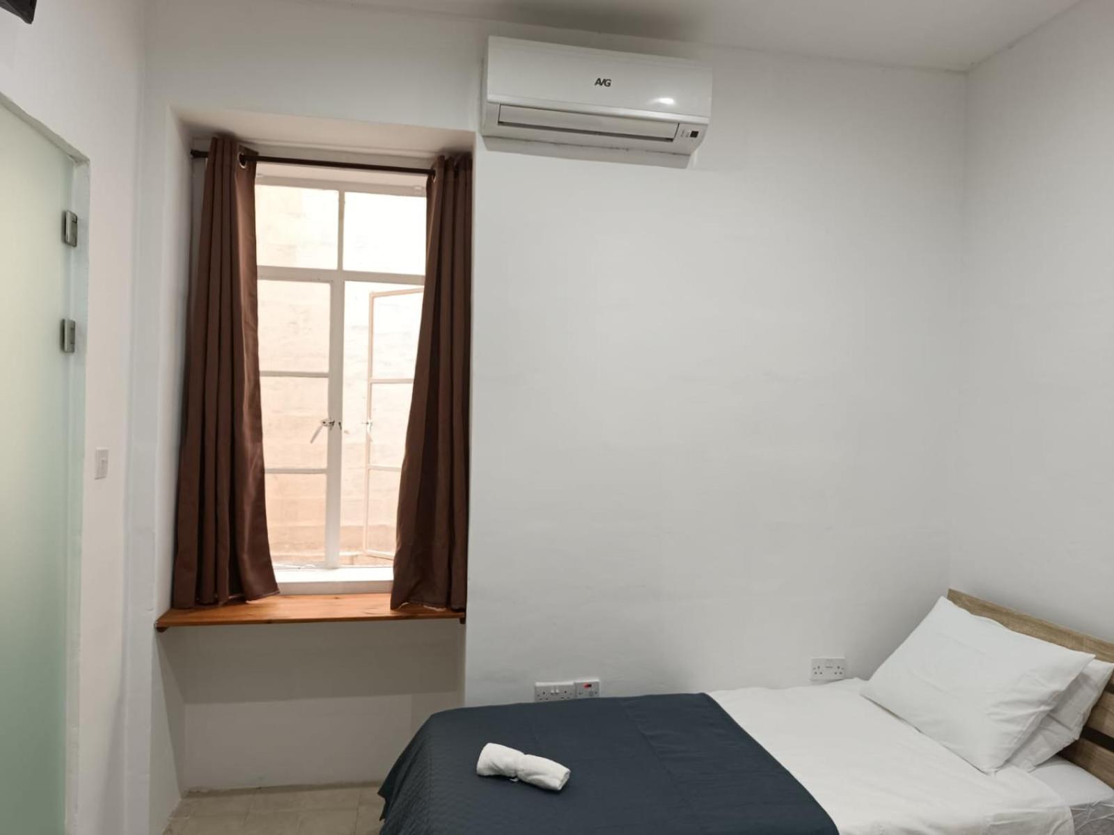 San Francisco Studios Valletta Флориана Экстерьер фото
