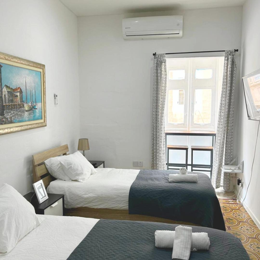 San Francisco Studios Valletta Флориана Экстерьер фото
